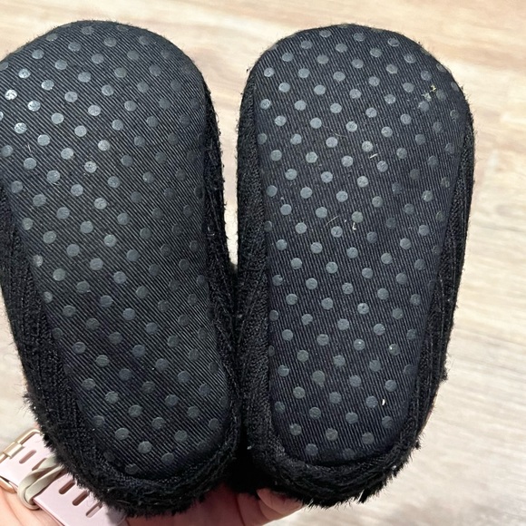 Black Baby Booties, size 3 - Picture 2 of 4